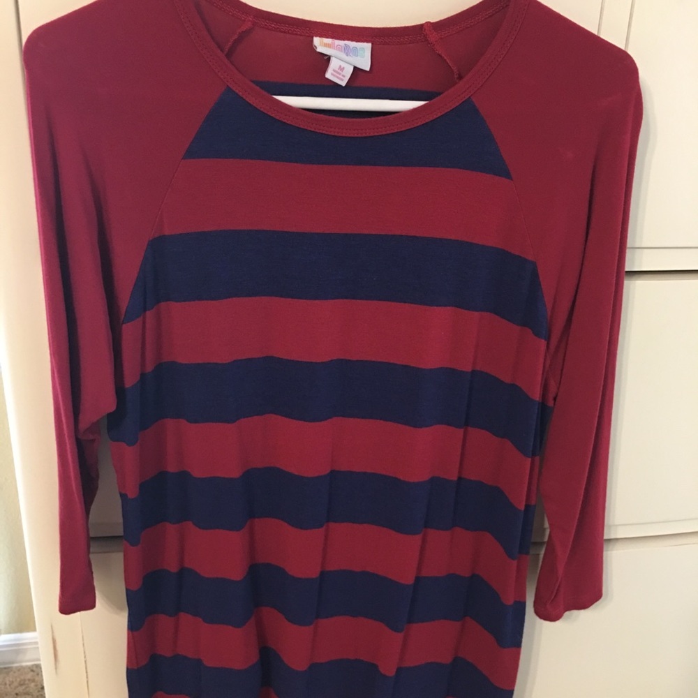Lularoe Randy Tee